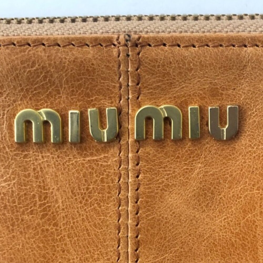 MIU MIU Replica Yellow Gold Leather Simple Wristlet Clutch Adjustable Strap 8x5" - Picture 4 of 11